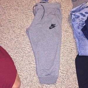 Nike cropped joggers